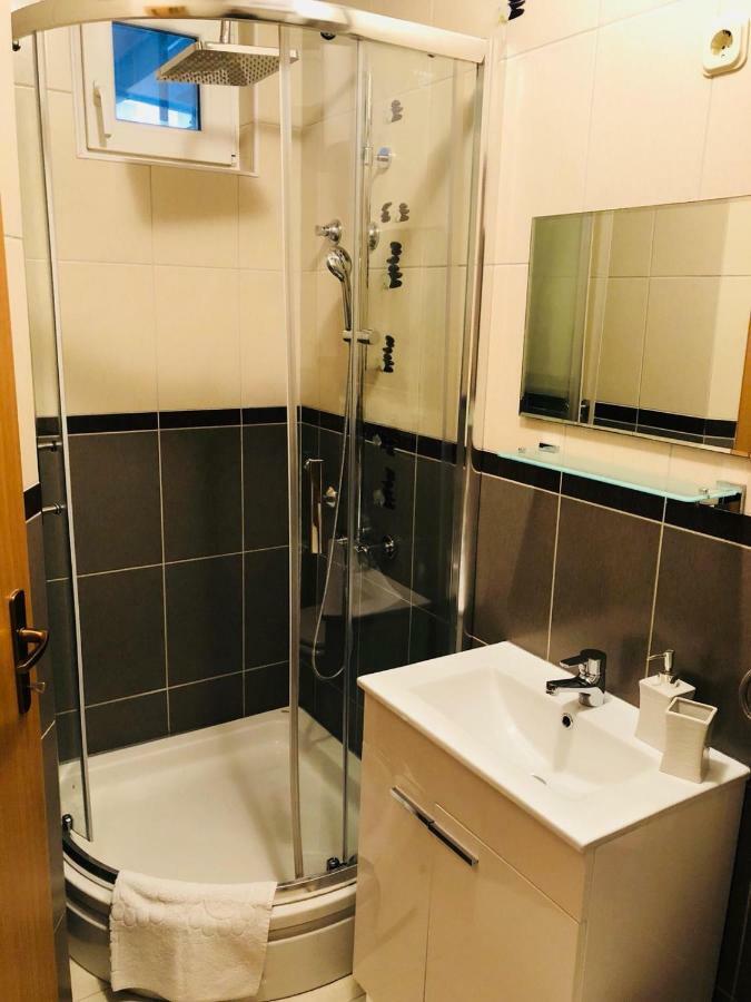 Apartman Stevic Писак Екстериор снимка
