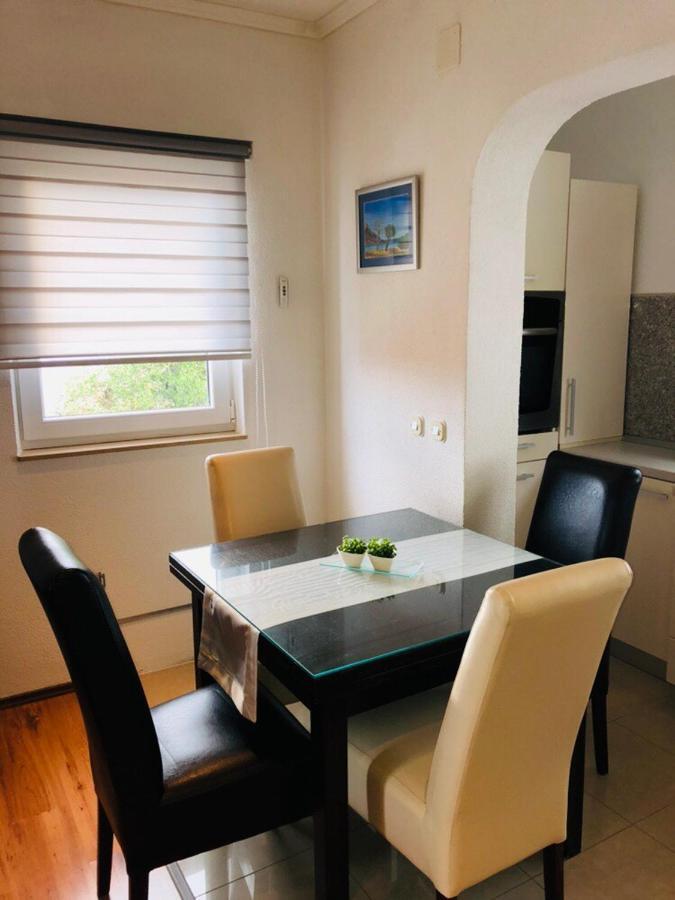 Apartman Stevic Писак Екстериор снимка